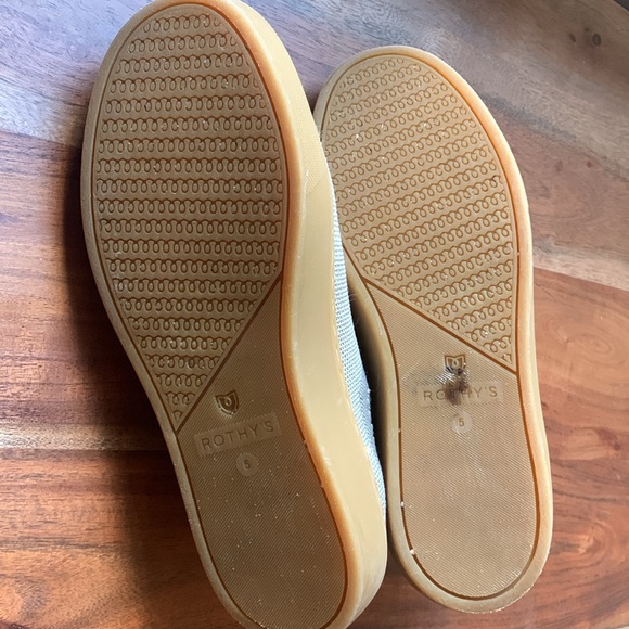 Rothy’s Chelsea Boot - Picture 4 of 9